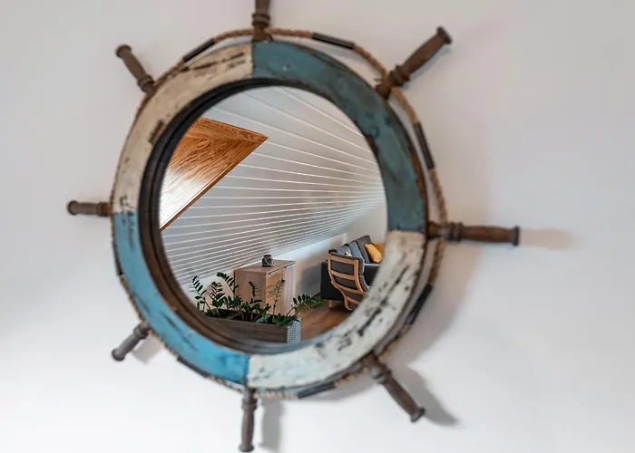 Zwischen Den Wellen * Oldenburg in Holstein